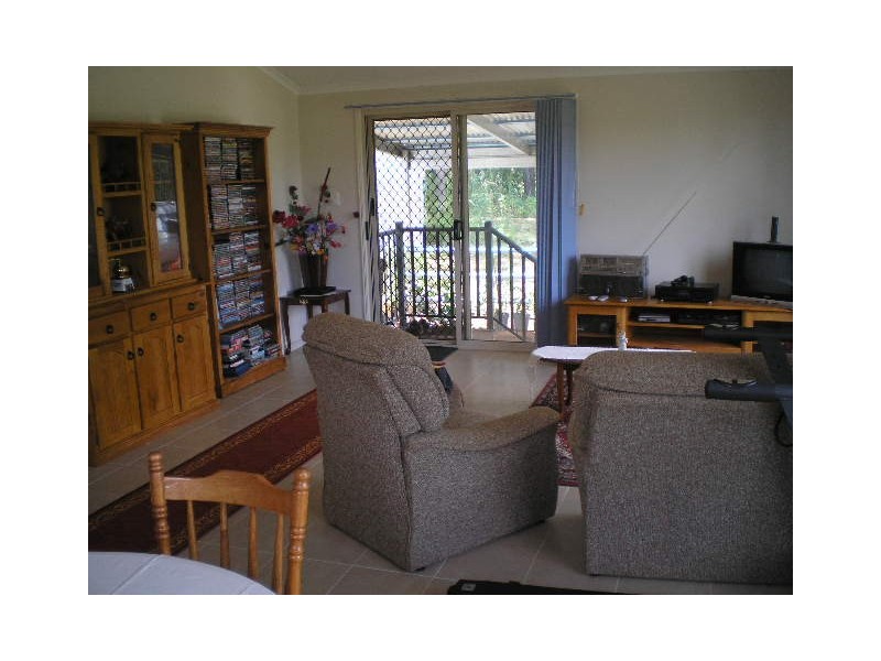 15 Conran Street, Macleay Island QLD 4184