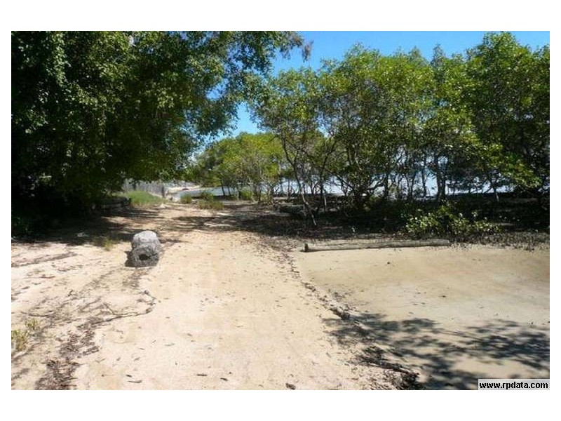 17 Orana Street, Macleay Island QLD 4184