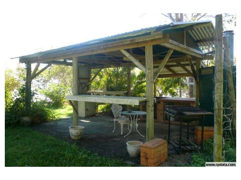 17 Orana Street, Macleay Island QLD 4184