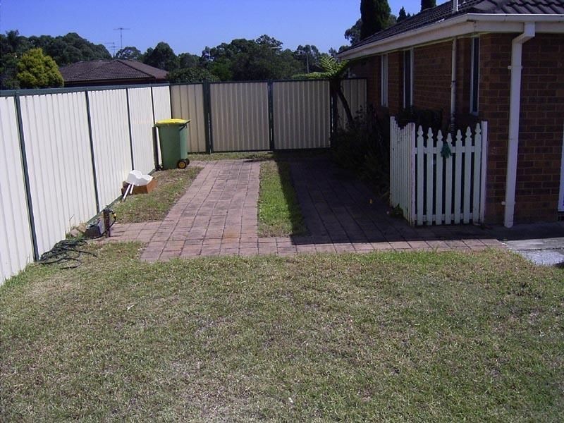 50 Solander Drive, St Clair NSW 2759