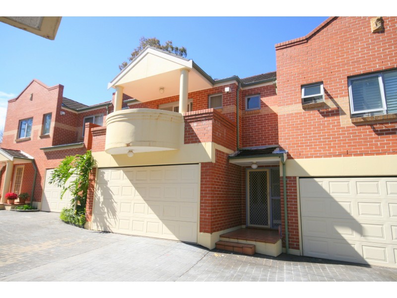 2 Vista, Oatlands NSW 2117