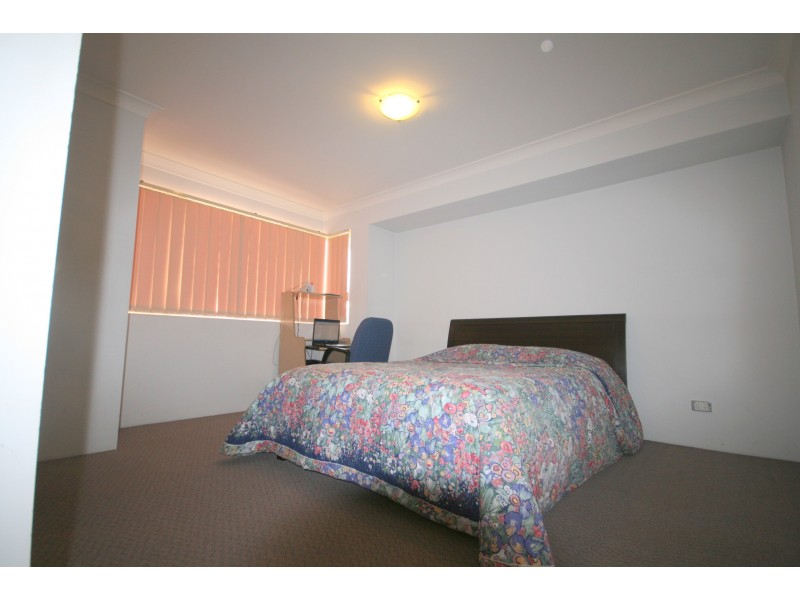 529 Merrylands Road, Merrylands NSW 2160