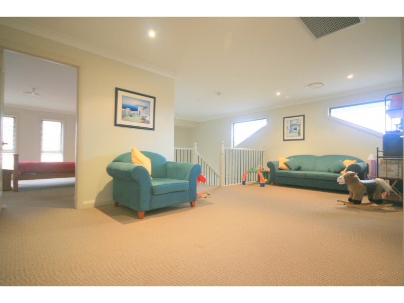 5 Cornelius Place, Kellyville NSW 2155