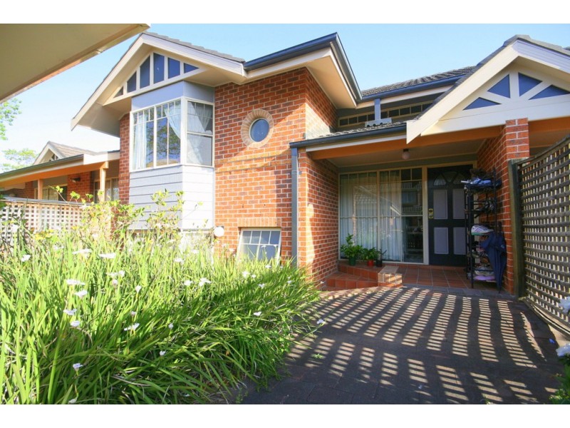 40 Strathalbyn Drive, Oatlands NSW 2117