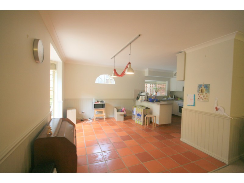 40 Strathalbyn Drive, Oatlands NSW 2117