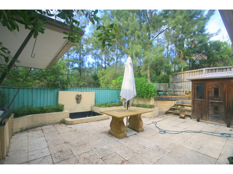 40 Strathalbyn Drive, Oatlands NSW 2117