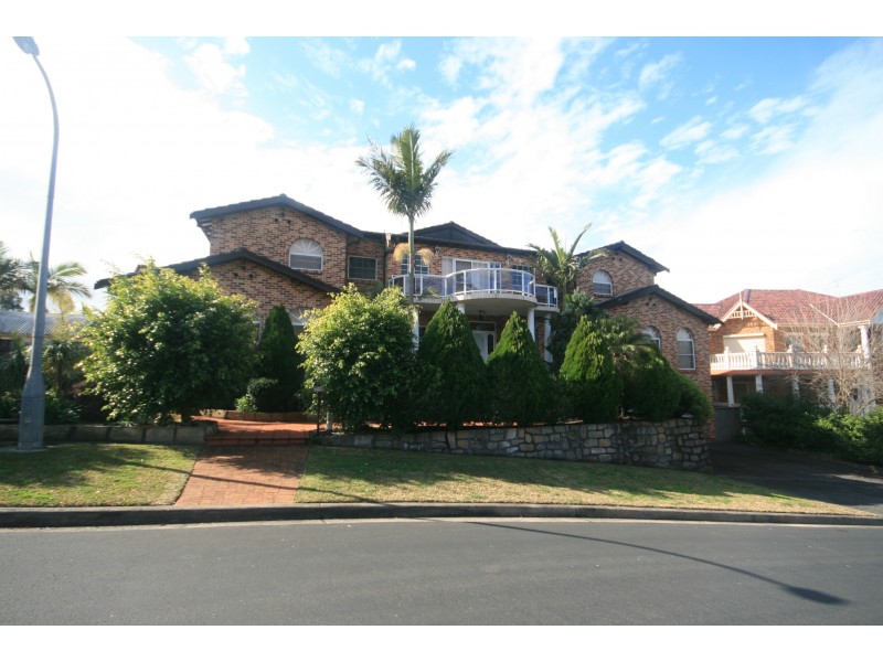 49 Strathalbyn Drive, Oatlands NSW 2117