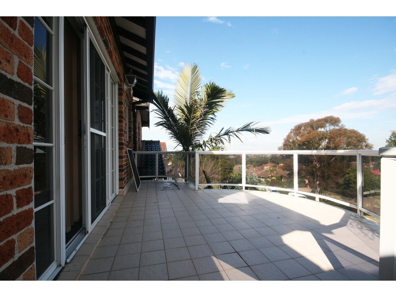 49 Strathalbyn Drive, Oatlands NSW 2117