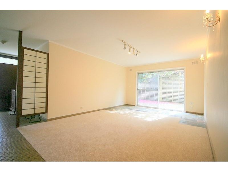 24 Niblick Crescent, Oatlands NSW 2117