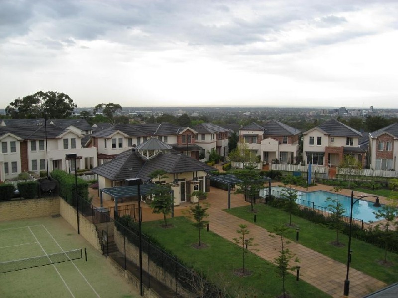 23/ 15  Governors Way, Oatlands NSW 2117