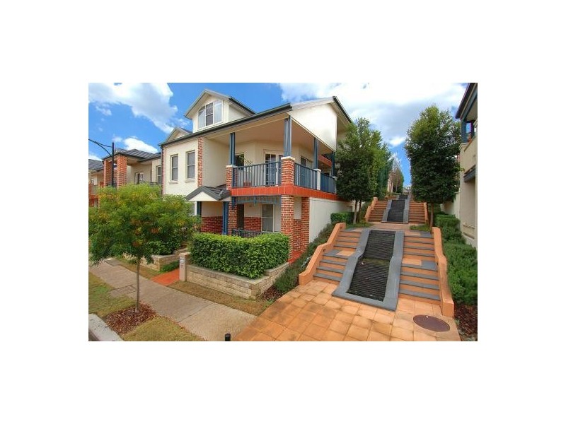 37 Hunterford Crescent, Oatlands NSW 2117