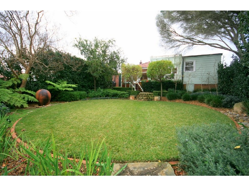 24 Sutherland Road, North Parramatta NSW 2151