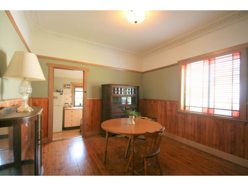 121 Windsor Road, Northmead NSW 2152