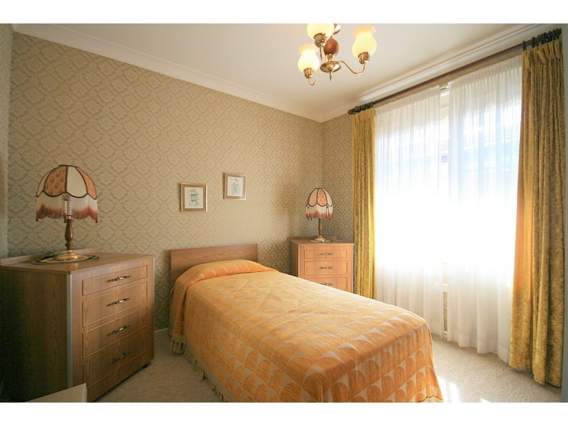 18 Lennox Street, Northmead NSW 2152