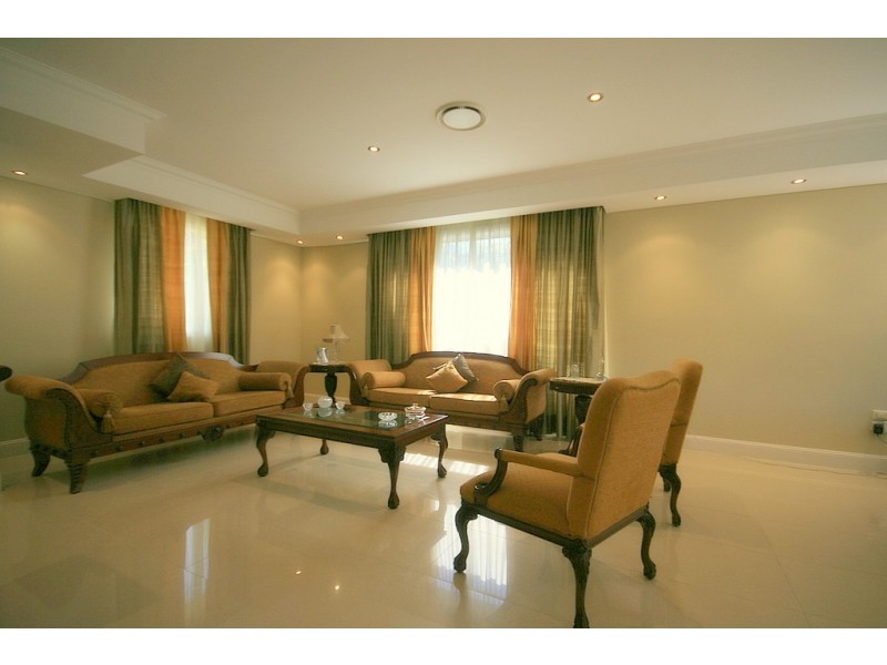 5 Kelvin Court, Oatlands NSW 2117