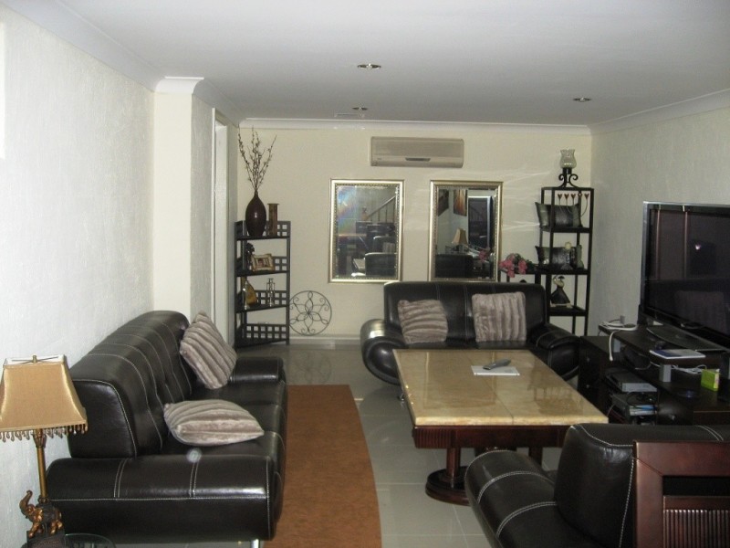 12 Edwin Place, Oatlands NSW 2117