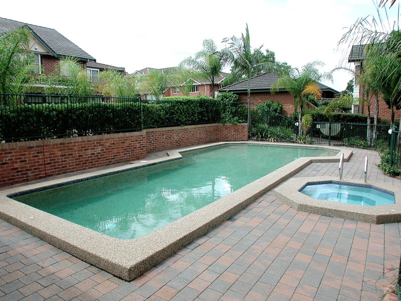 67/40 Strathalbyn Drive, Oatlands NSW 2117