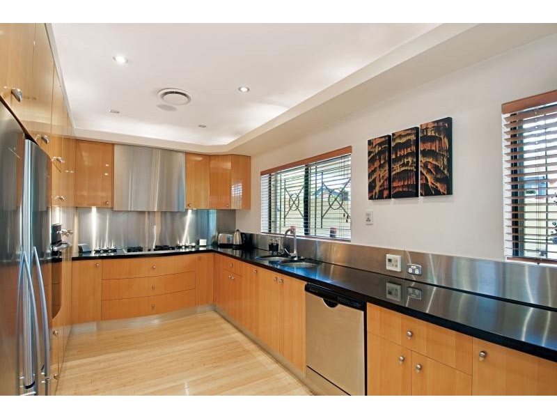 2/125 Bettington Road, Oatlands NSW 2117