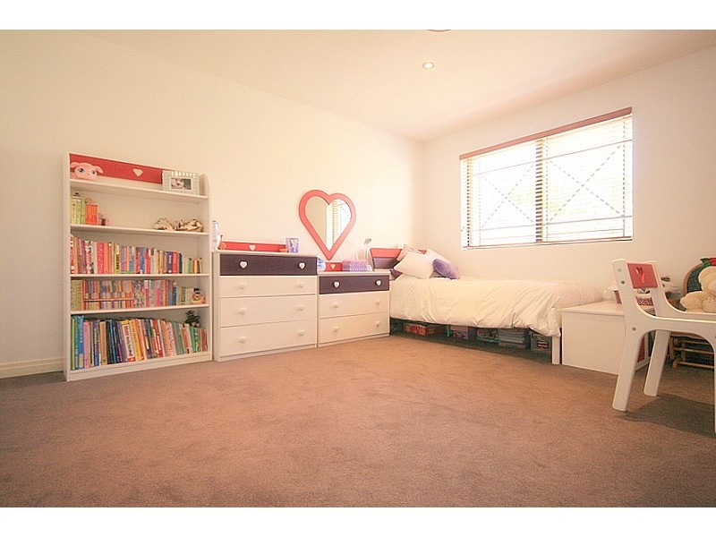 2/125 Bettington Road, Oatlands NSW 2117