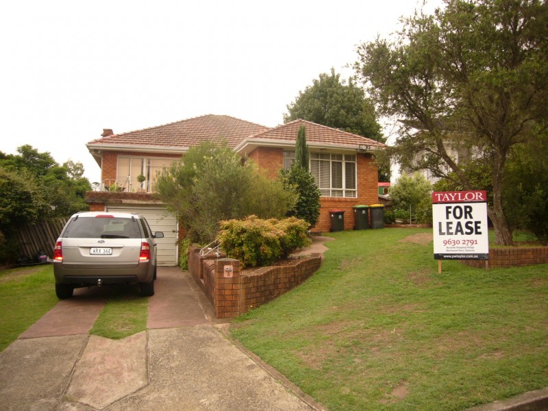 5 Oatlands Crescent, Oatlands NSW 2117