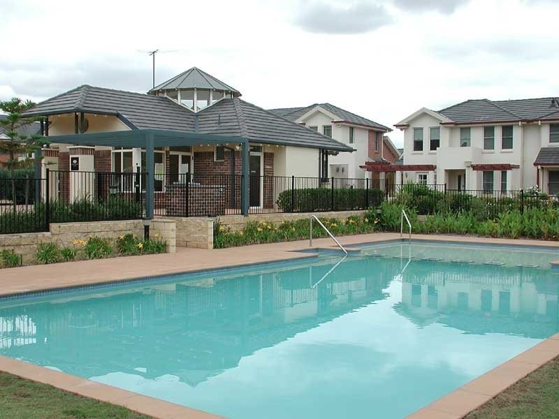 2 Governors Way, Oatlands NSW 2117