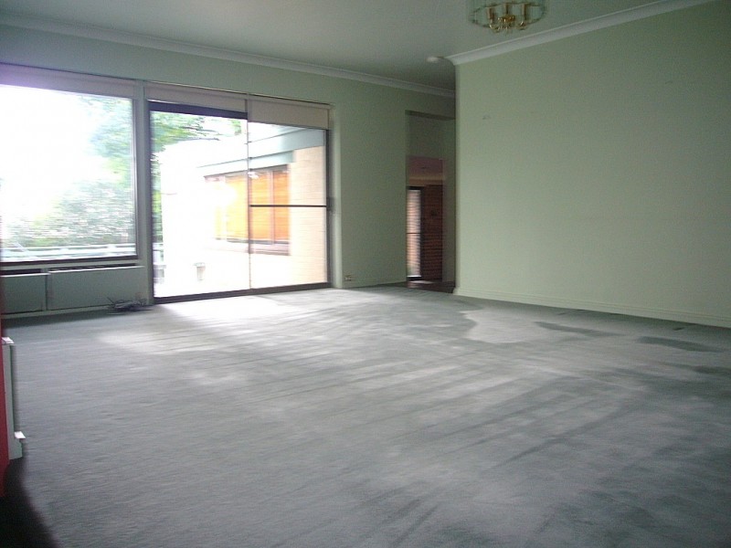 3 The Circle, Oatlands NSW 2117