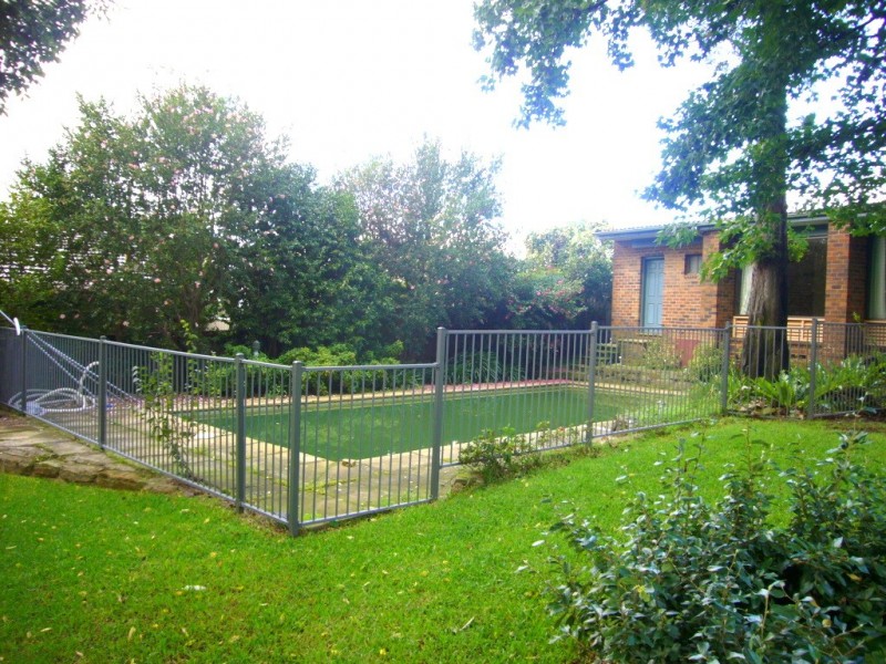 3 The Circle, Oatlands NSW 2117