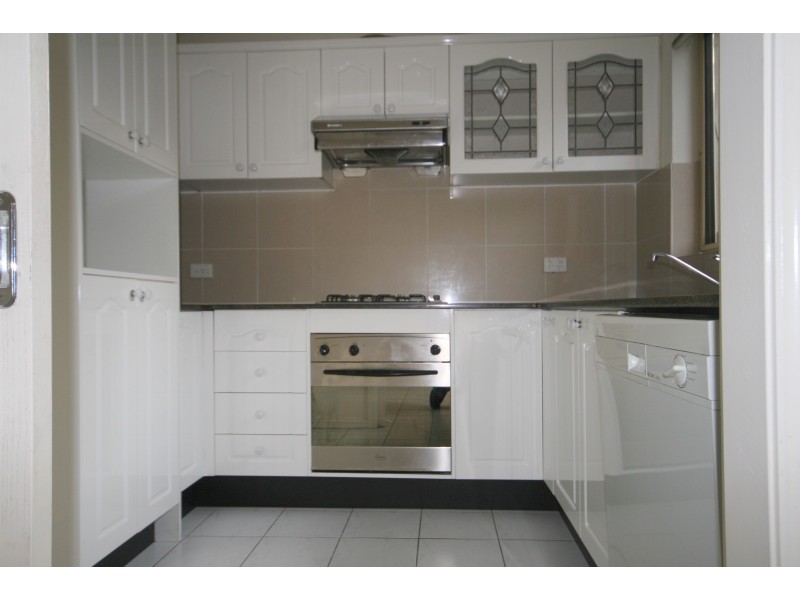 2/1 Vista Street, Oatlands NSW 2117