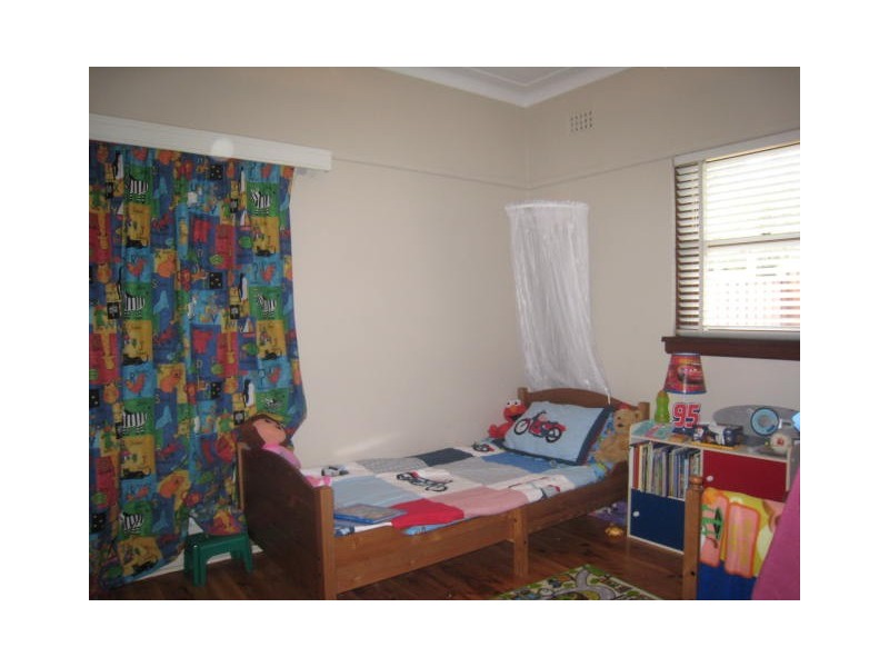 8 Prindle, Oatlands NSW 2117