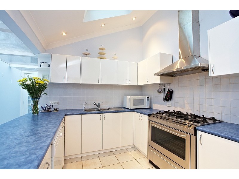 27 Crown Street, St Peters NSW 2044