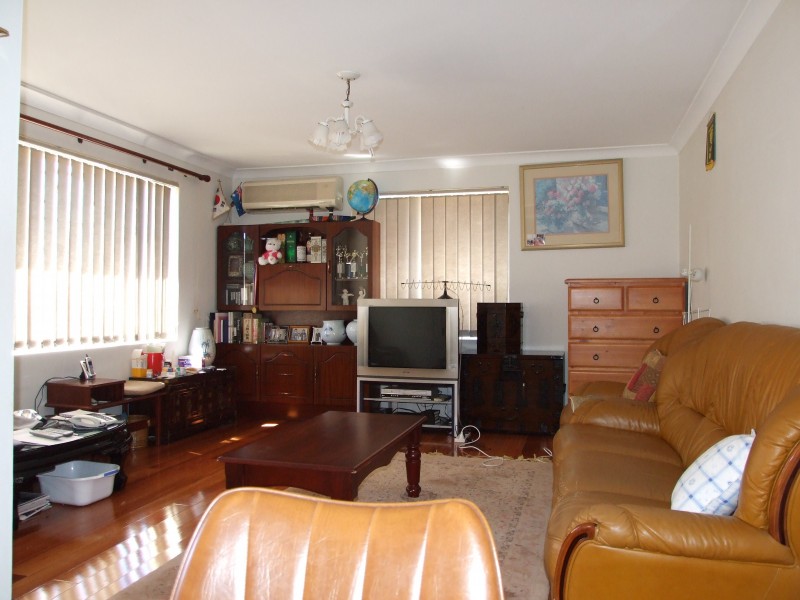 2/95 Ninth Ave, Campsie NSW 2194