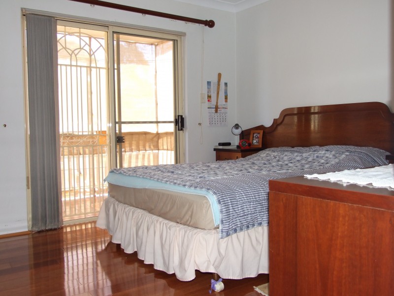 2/95 Ninth Ave, Campsie NSW 2194