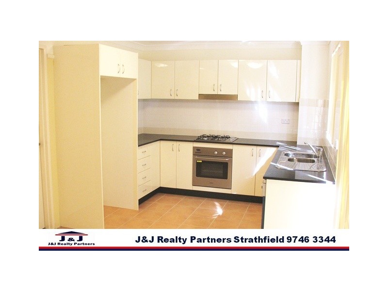 20/35-37 Crn Beatrice & Harrow Sts, Auburn NSW 2144