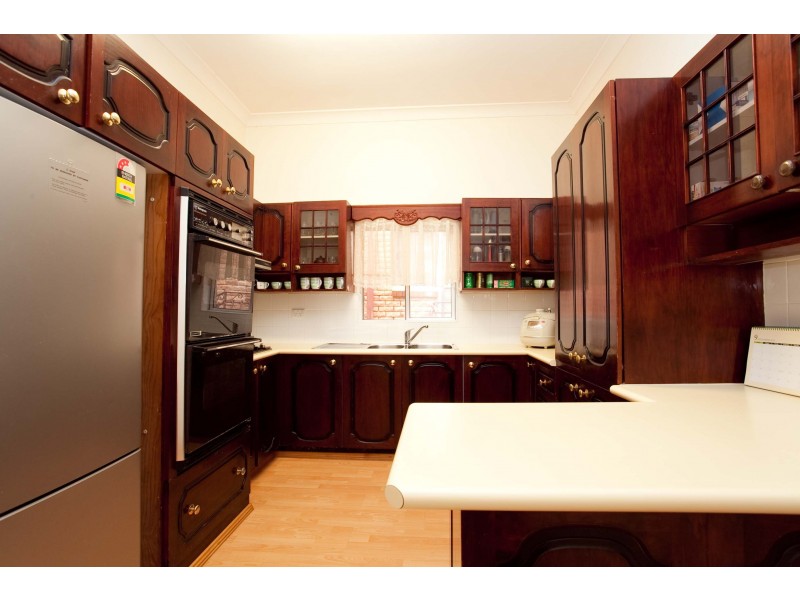 28 Swan Ave, Strathfield NSW 2135