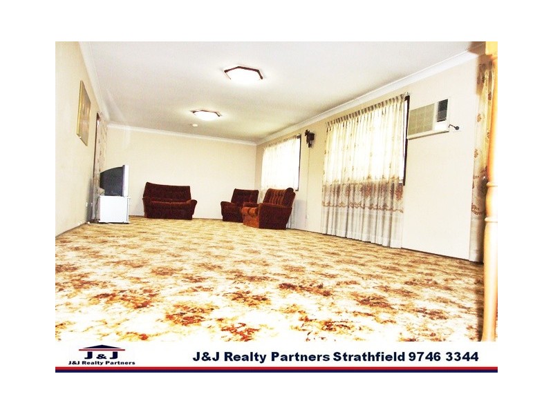 61 Jasmine Cre, Cabramatta NSW 2166