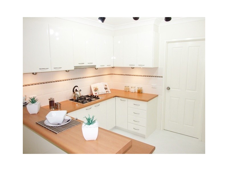 2/8 Hornsey Rd, Homebush West NSW 2140