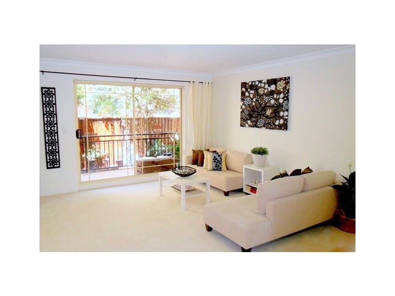 2/8 Hornsey Rd, Homebush West NSW 2140