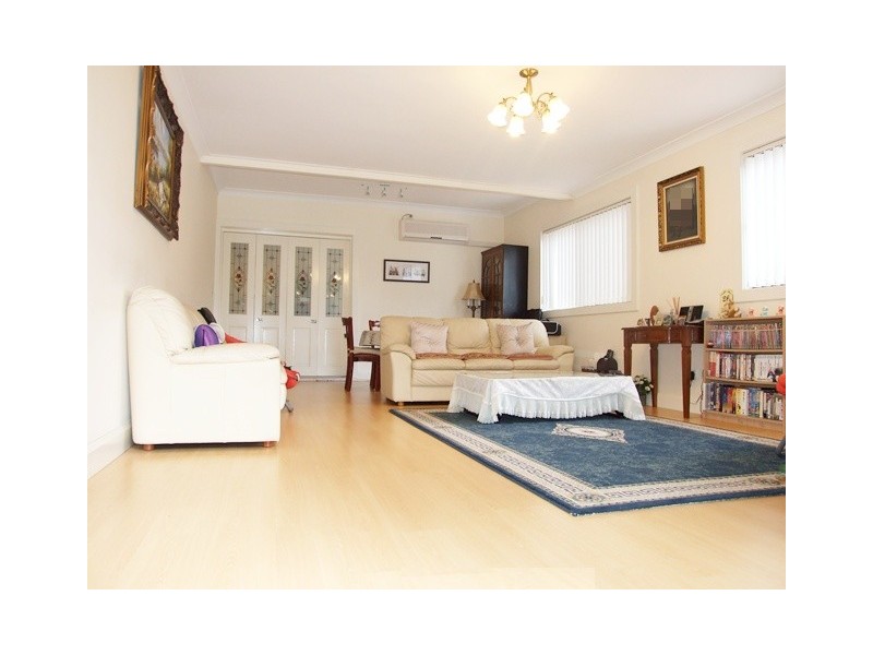 26 Station St, Concord NSW 2137