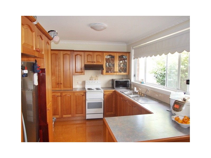 6 Bimbil Pl, Castle Hill NSW 2154