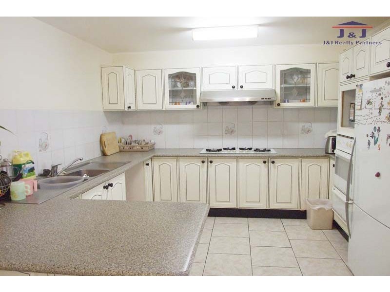 2/106 Duke St, Campsie NSW 2194