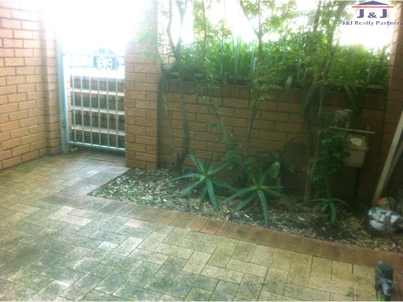 2/7 Bachell Ave, Lidcombe NSW 2141