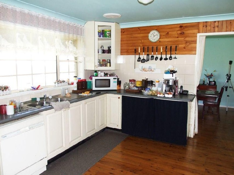 79 Pollock Ave, Wyong NSW 2259