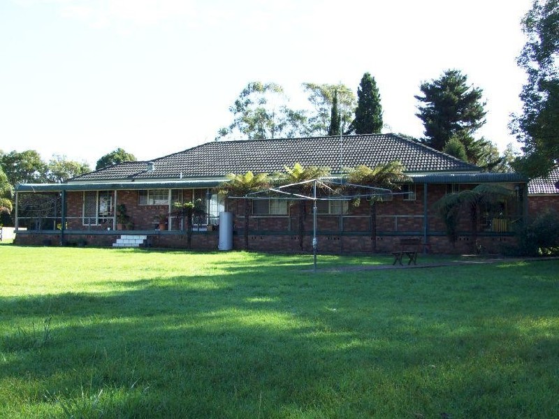 79 Pollock Ave, Wyong NSW 2259