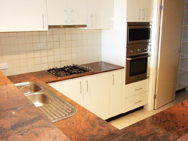 42/141 Bowden St, Meadowbank NSW 2114