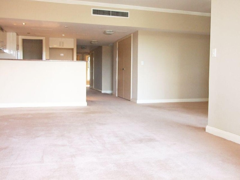 42/141 Bowden St, Meadowbank NSW 2114