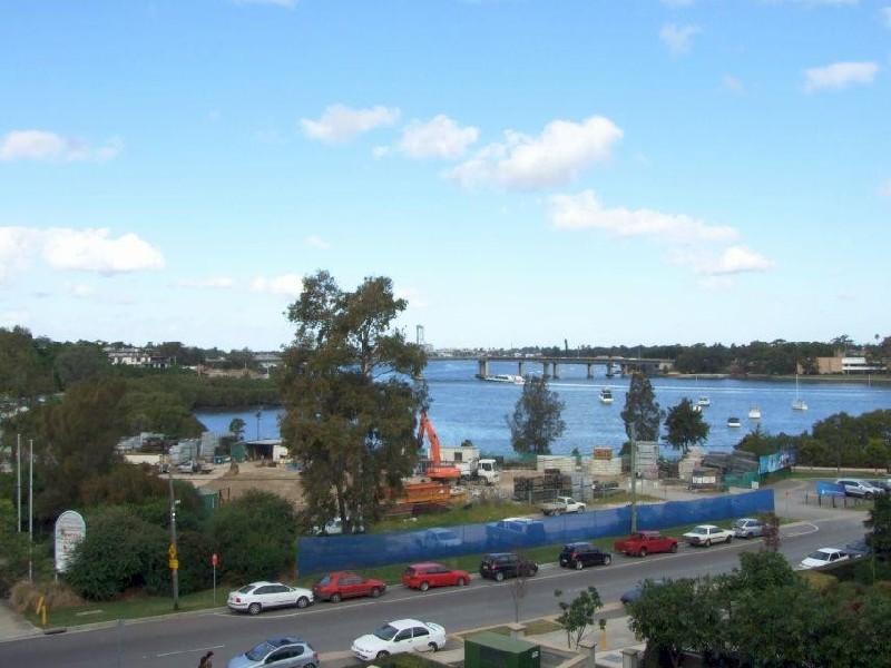 42/141 Bowden St, Meadowbank NSW 2114