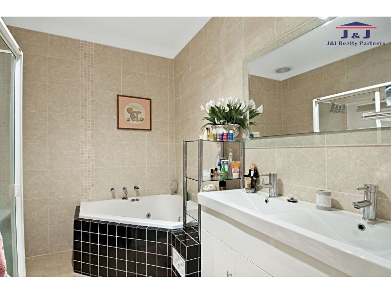 130 Spurway St, Ermington NSW 2115