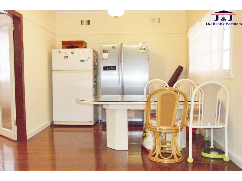 68 Carnarvon St, Silverwater NSW 2128