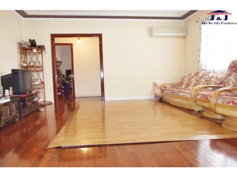 68 Carnarvon St, Silverwater NSW 2128