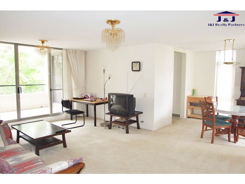 8/21 Blaxland Rd, Newington NSW 2127